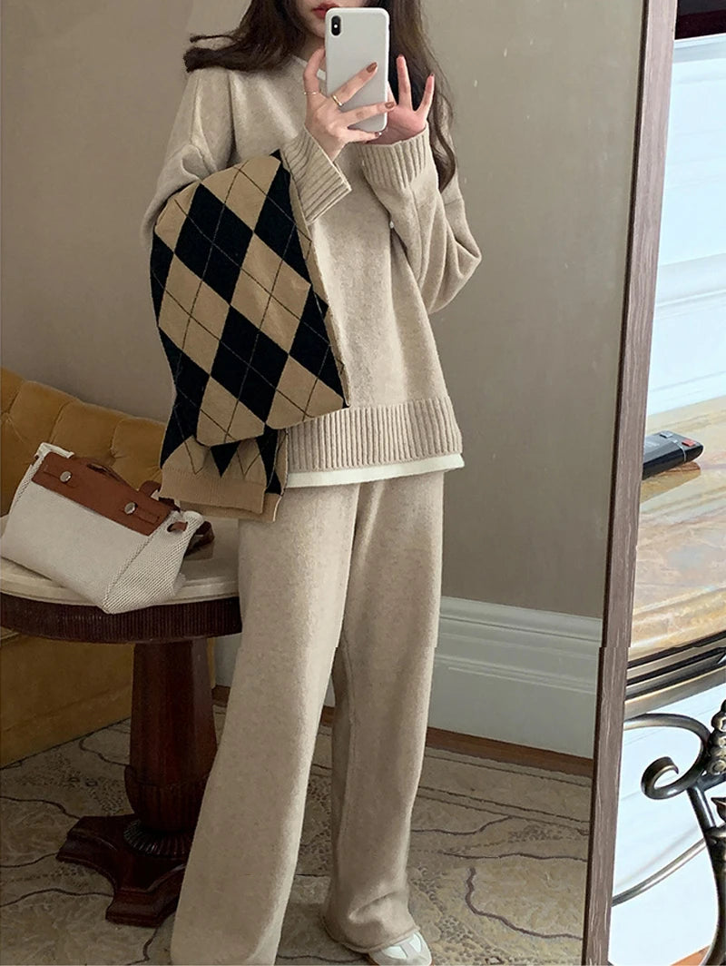 REALEFT Women's Knitted Tracksuit™ Patchwork O-Neck Sweater and Loose Wide Leg Pants Suits