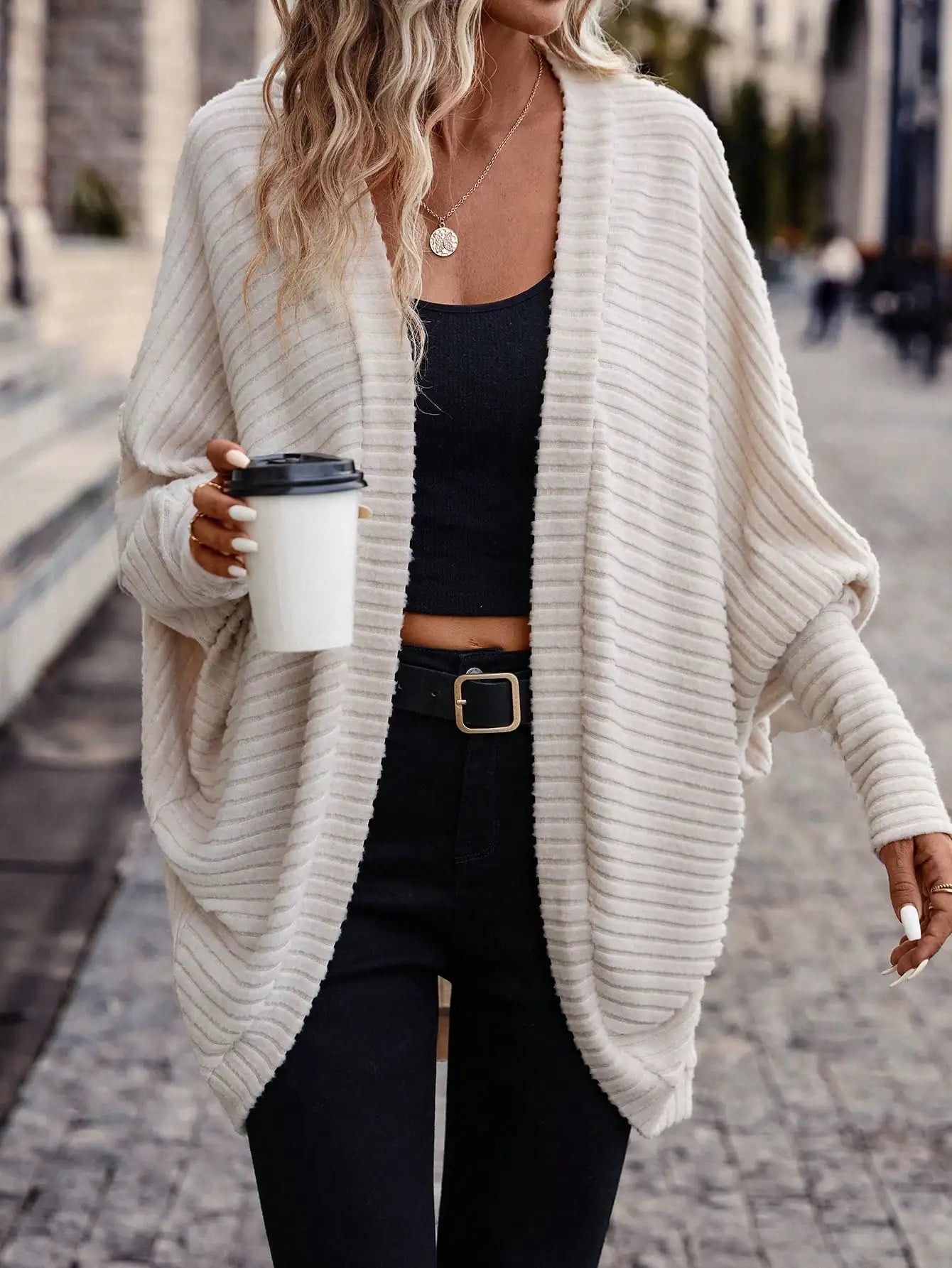Women's Cardigan Sweaters™ Regular Long Batwing Sleeve Cardigan