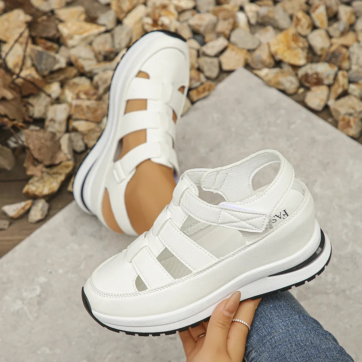 Women's Buckle Strap Sandals™ Closed Toe Solid Wedge Sandals