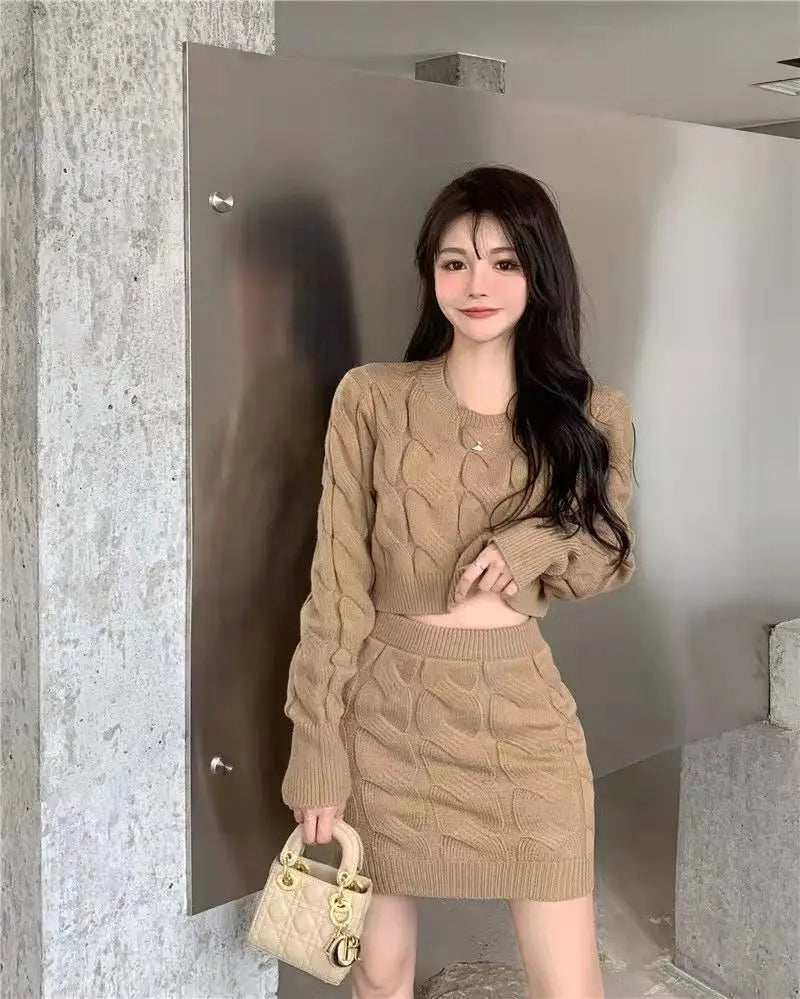 Women's Two Piece of Pullover™ Autumn/Winter Knitted Short Sweater and Skirt