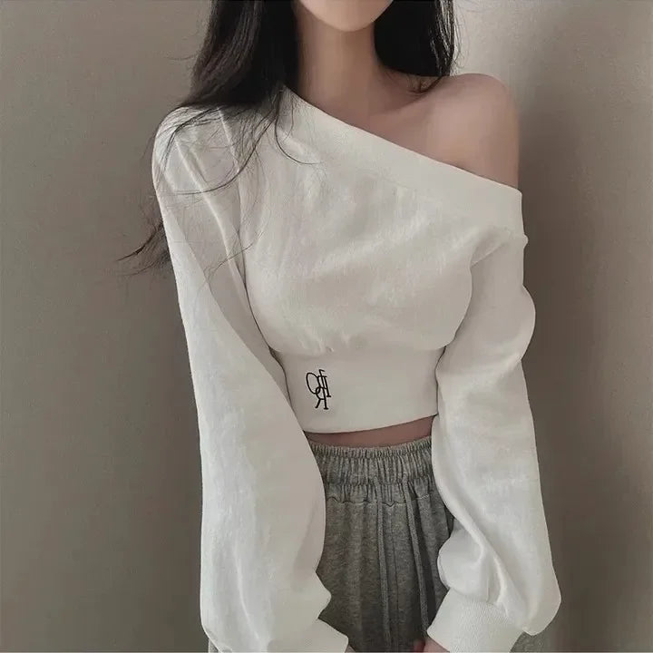 Women's Off-the-shoulder Sweatshirt™ Cropped Top Embroidery Loose-fit Windy Sweatshirt