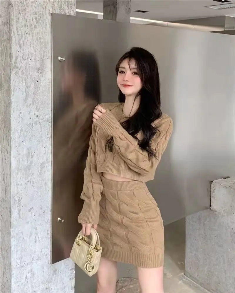 Women's Two Piece of Pullover™ Autumn/Winter Knitted Short Sweater and Skirt