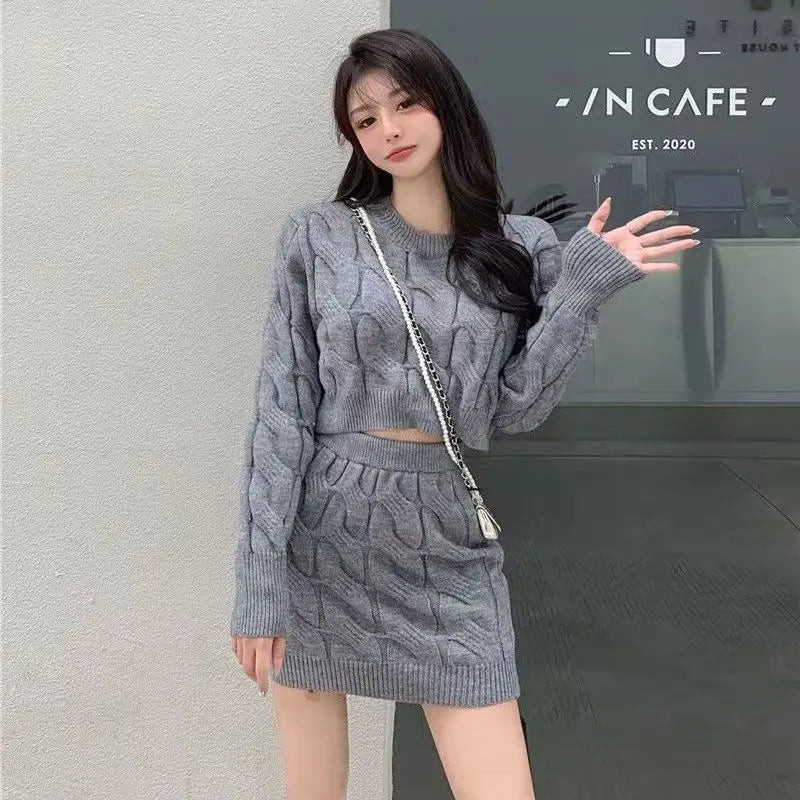 Women's Two Piece of Pullover™ Autumn/Winter Knitted Short Sweater and Skirt