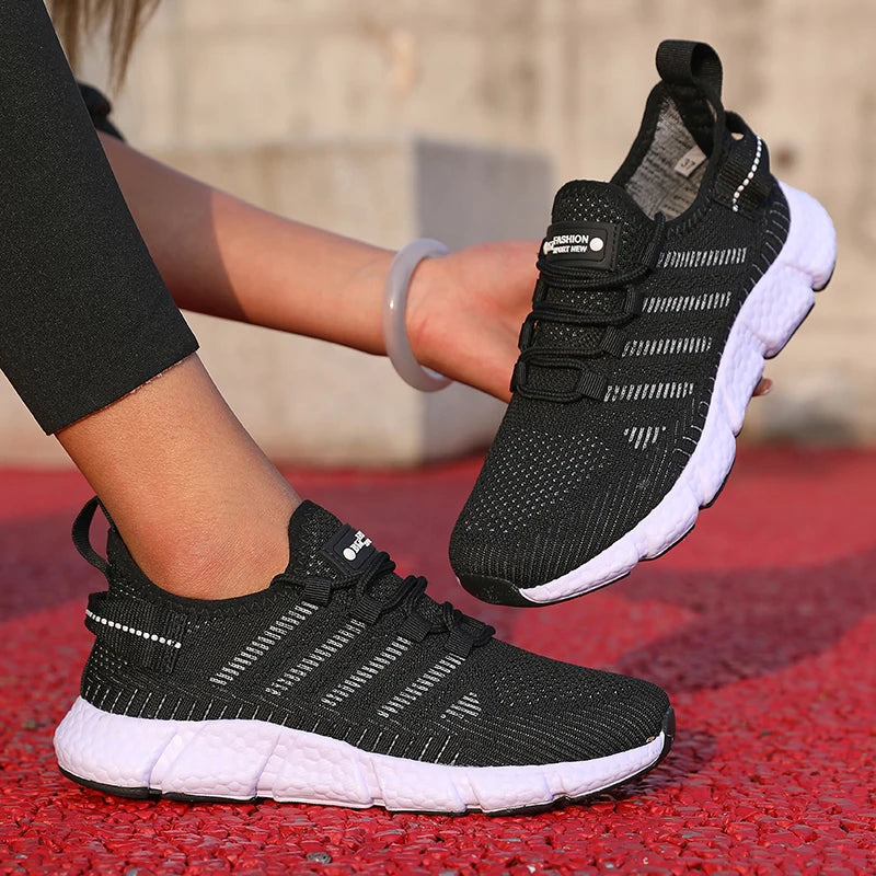 Women's Breathable Mesh Fabric Sneakers™ Lightweight Casual Versatile Flat Shoes