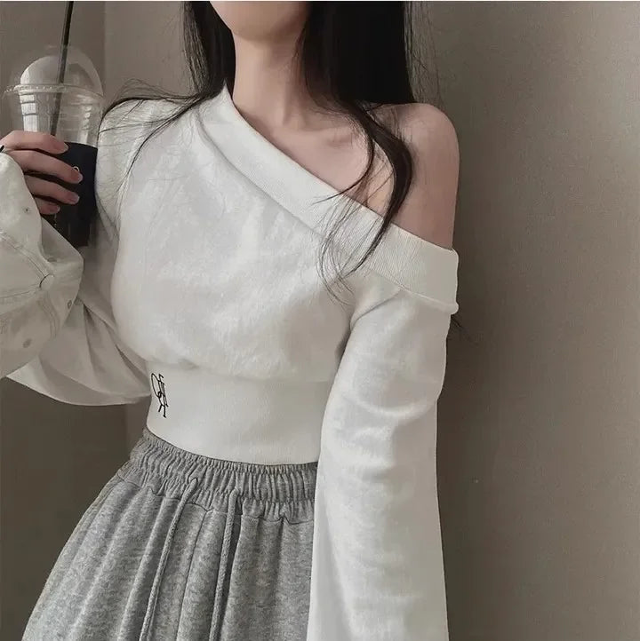 Women's Off-the-shoulder Sweatshirt™ Cropped Top Embroidery Loose-fit Windy Sweatshirt