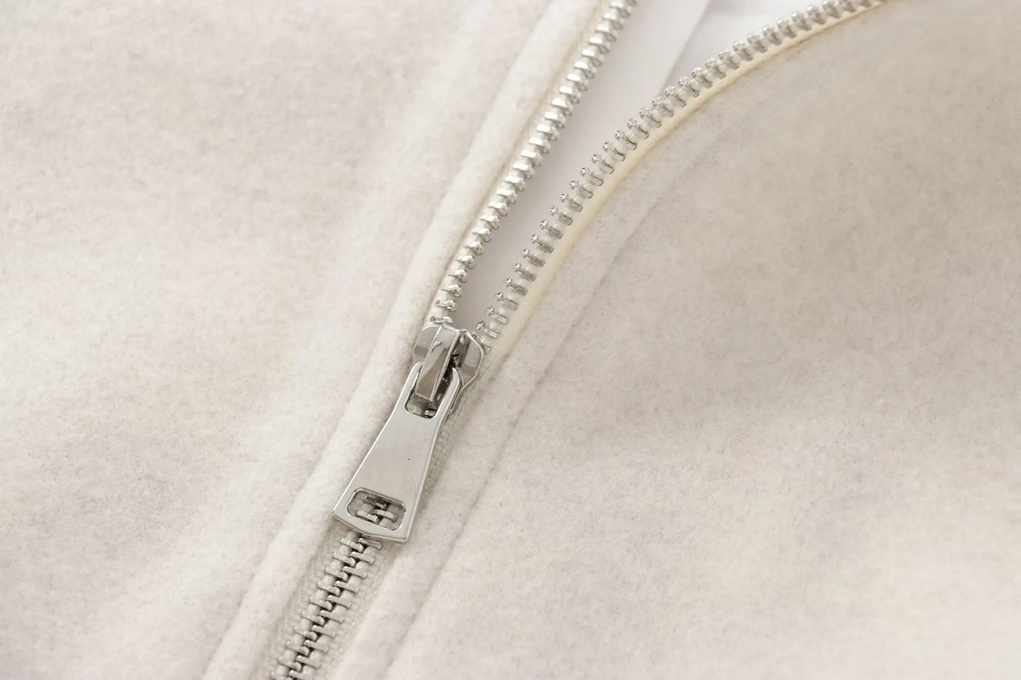 Women's Zipper Bomber Jackets™ TRAF Soft Cropped Long Sleeve Sports Jacket