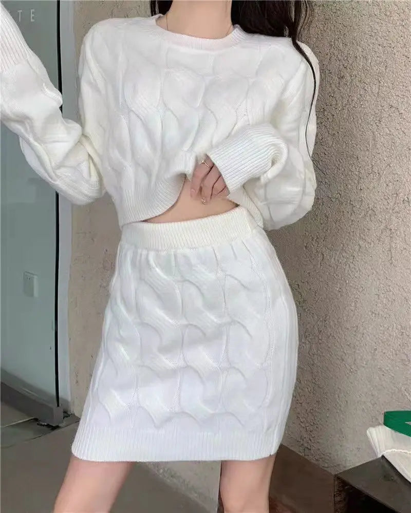 Women's Two Piece of Pullover™ Autumn/Winter Knitted Short Sweater and Skirt