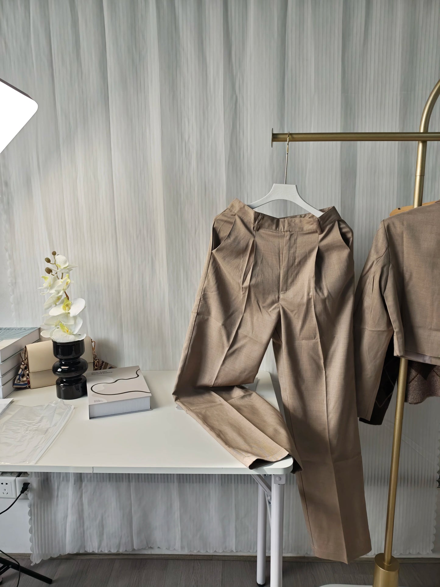 Women's Suits™ Short Jackets  & Chic Wide Leg Pants Set
