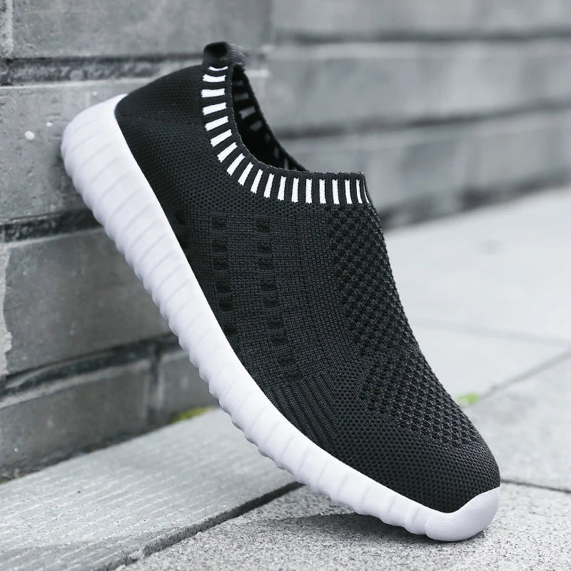 Women's Shoes™ Ultra Light Running Breathable Sports Sneakers