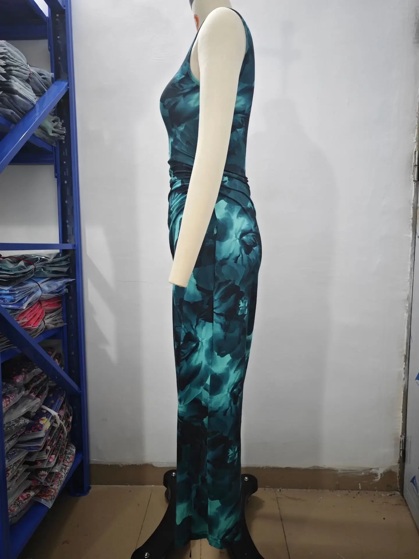 Women's Fashionable Long Dress™ Slimming Sleeveless Tight Bottom Split Dress