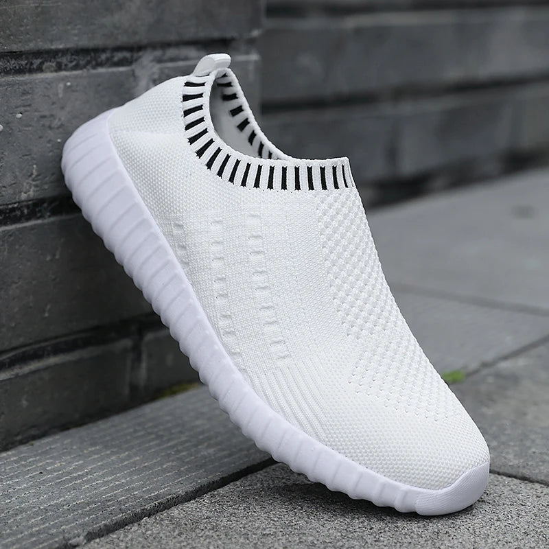 Women's Shoes™ Ultra Light Running Breathable Sports Sneakers