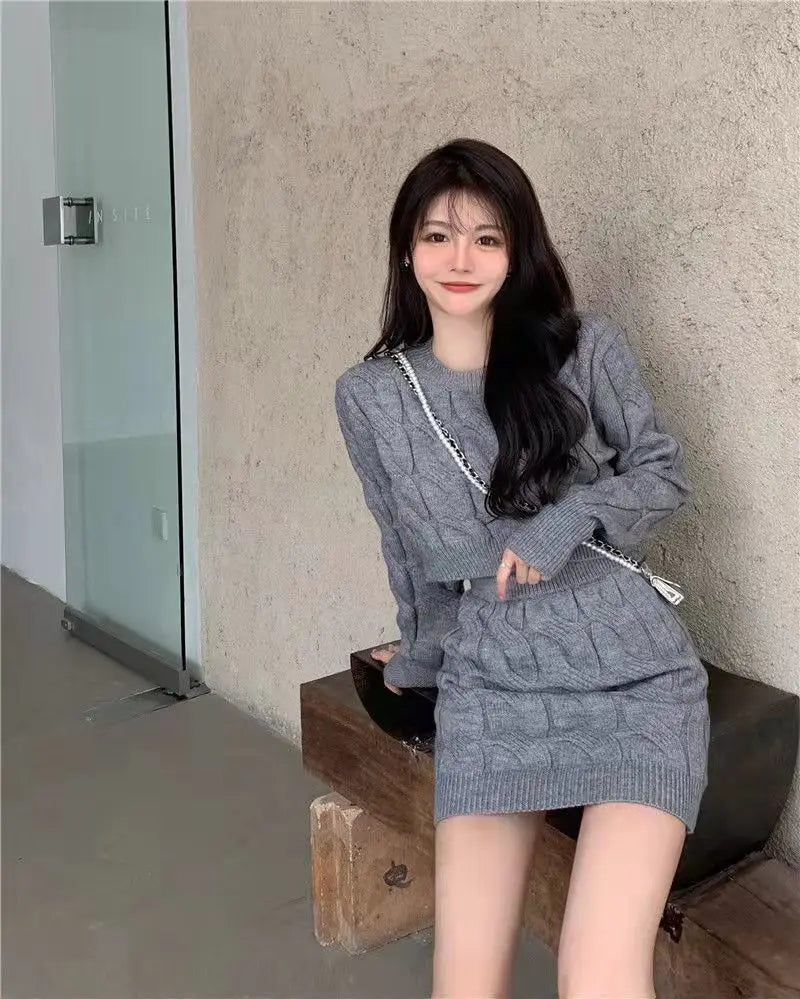 Women's Two Piece of Pullover™ Autumn/Winter Knitted Short Sweater and Skirt