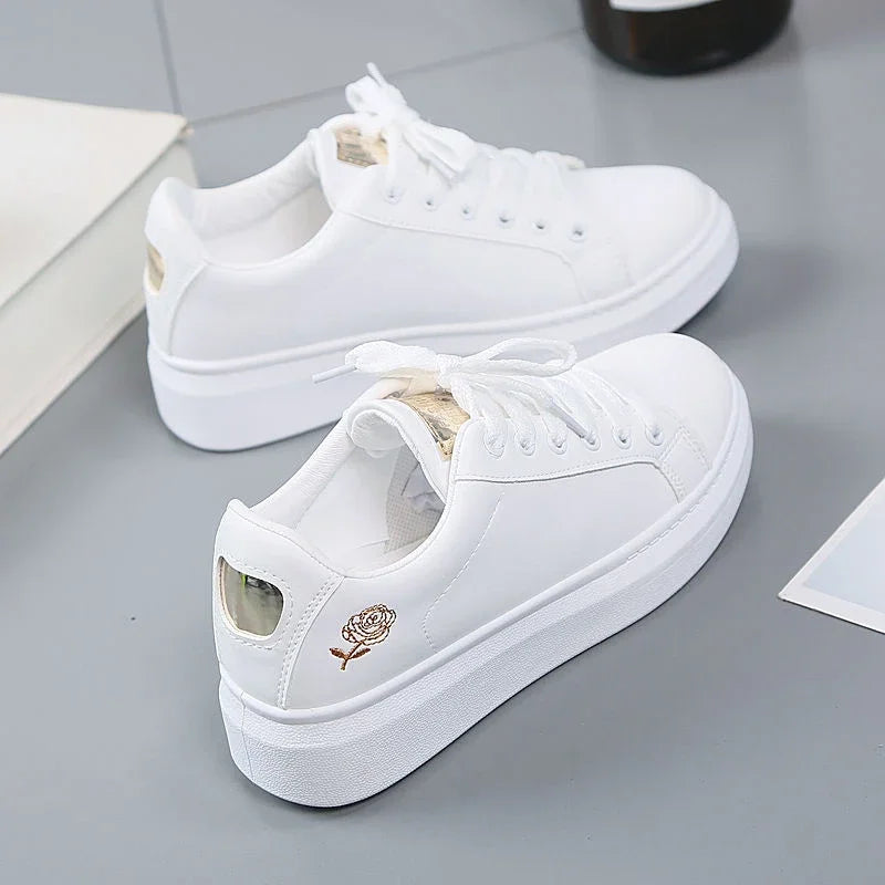 Women's Pu Casual Shoes™ White Breathable Flower Lace-Up Sneakers