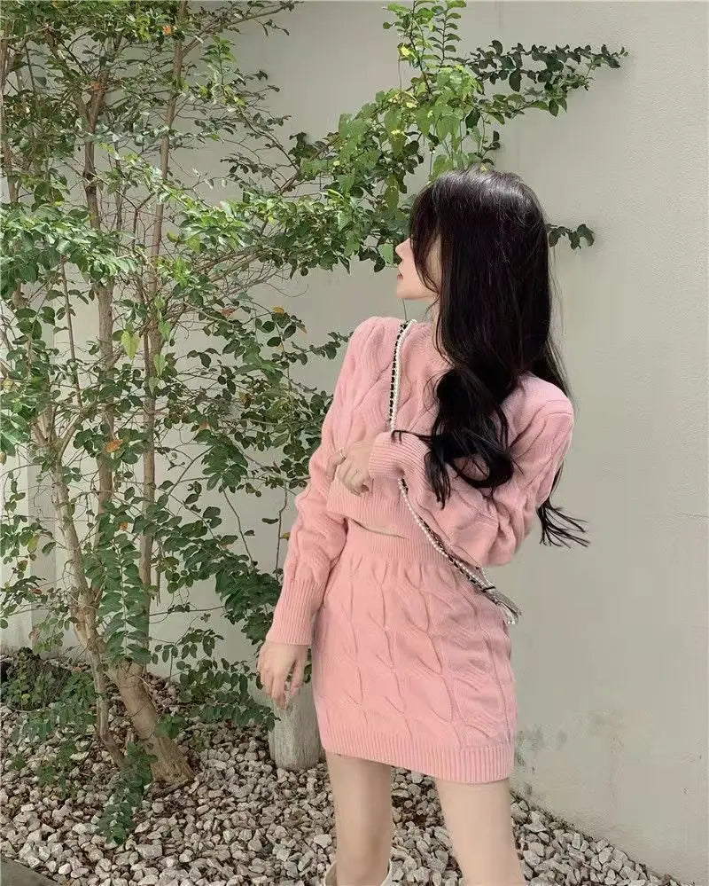 Women's Two Piece of Pullover™ Autumn/Winter Knitted Short Sweater and Skirt