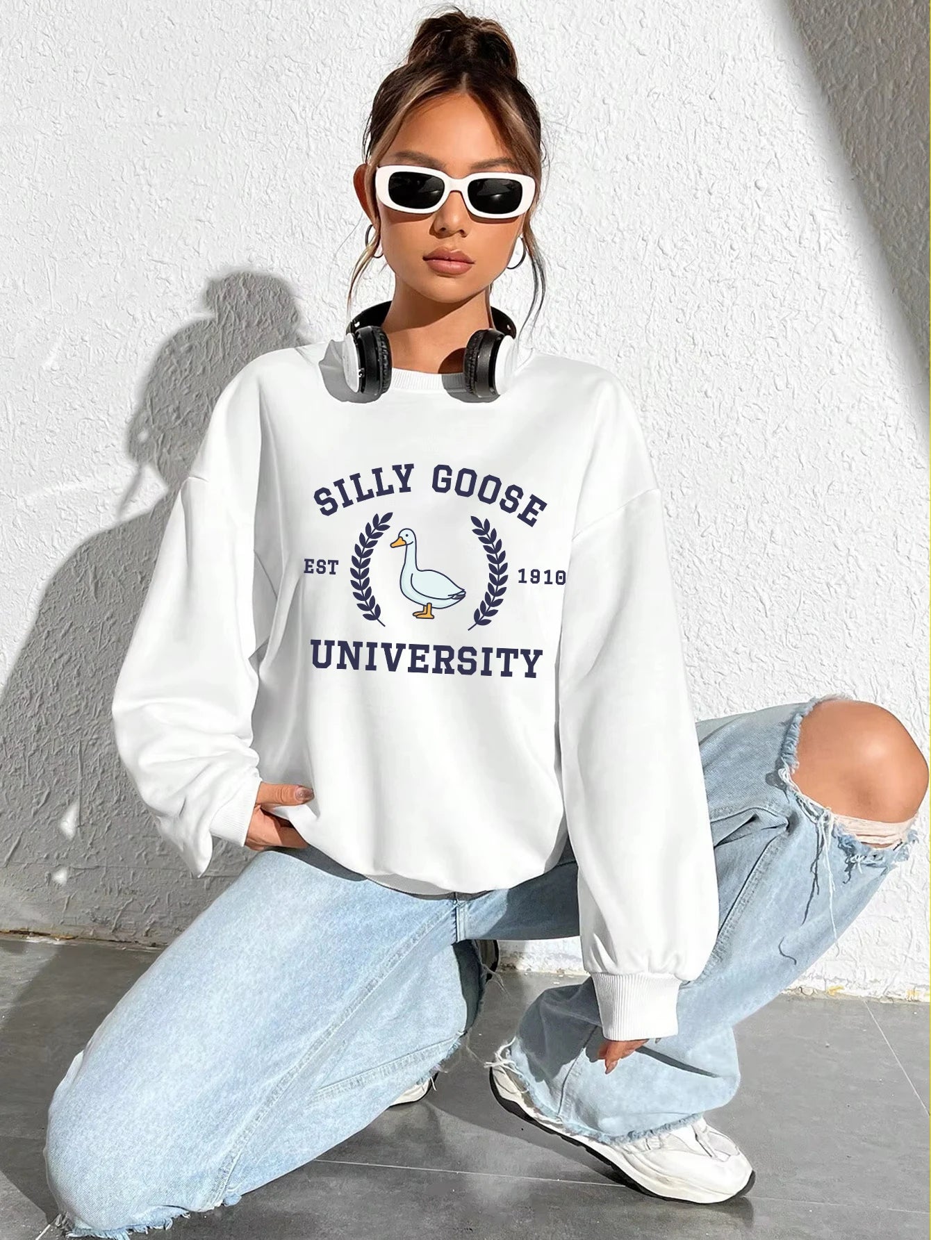 Woman Shirts™ Silly Goose University Est 1918 Printed Loose Crewneck Tops