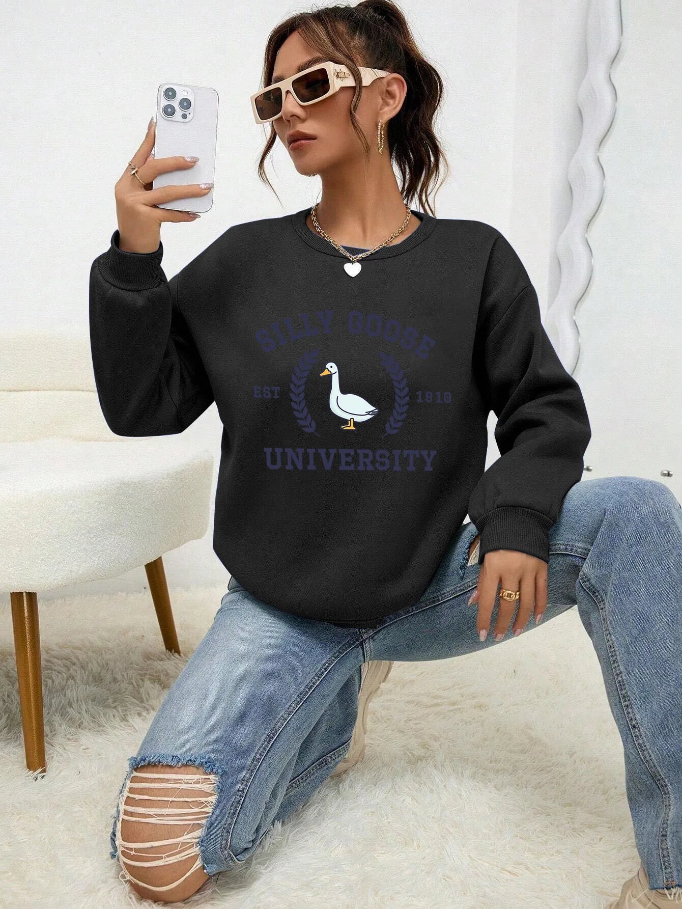 Woman Shirts™ Silly Goose University Est 1918 Printed Loose Crewneck Tops