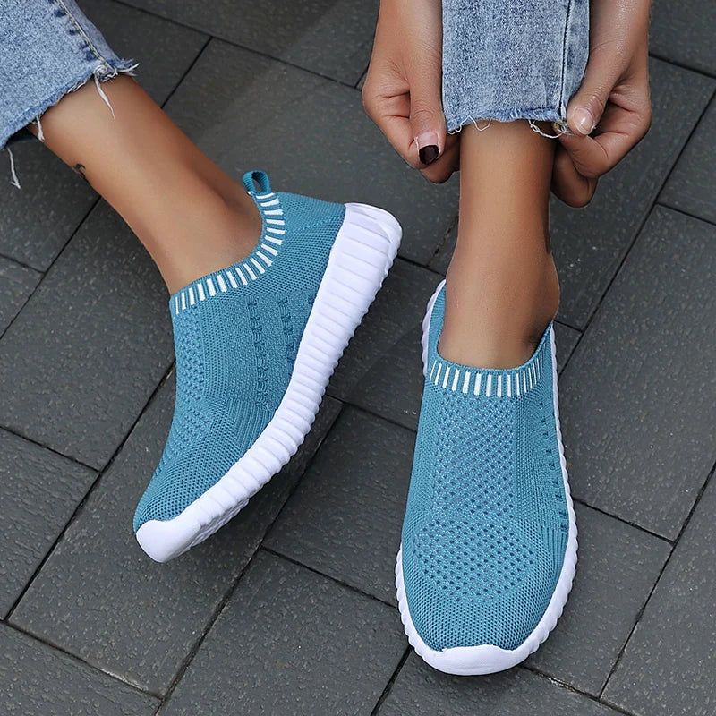 Women's Shoes™ Ultra Light Running Breathable Sports Sneakers