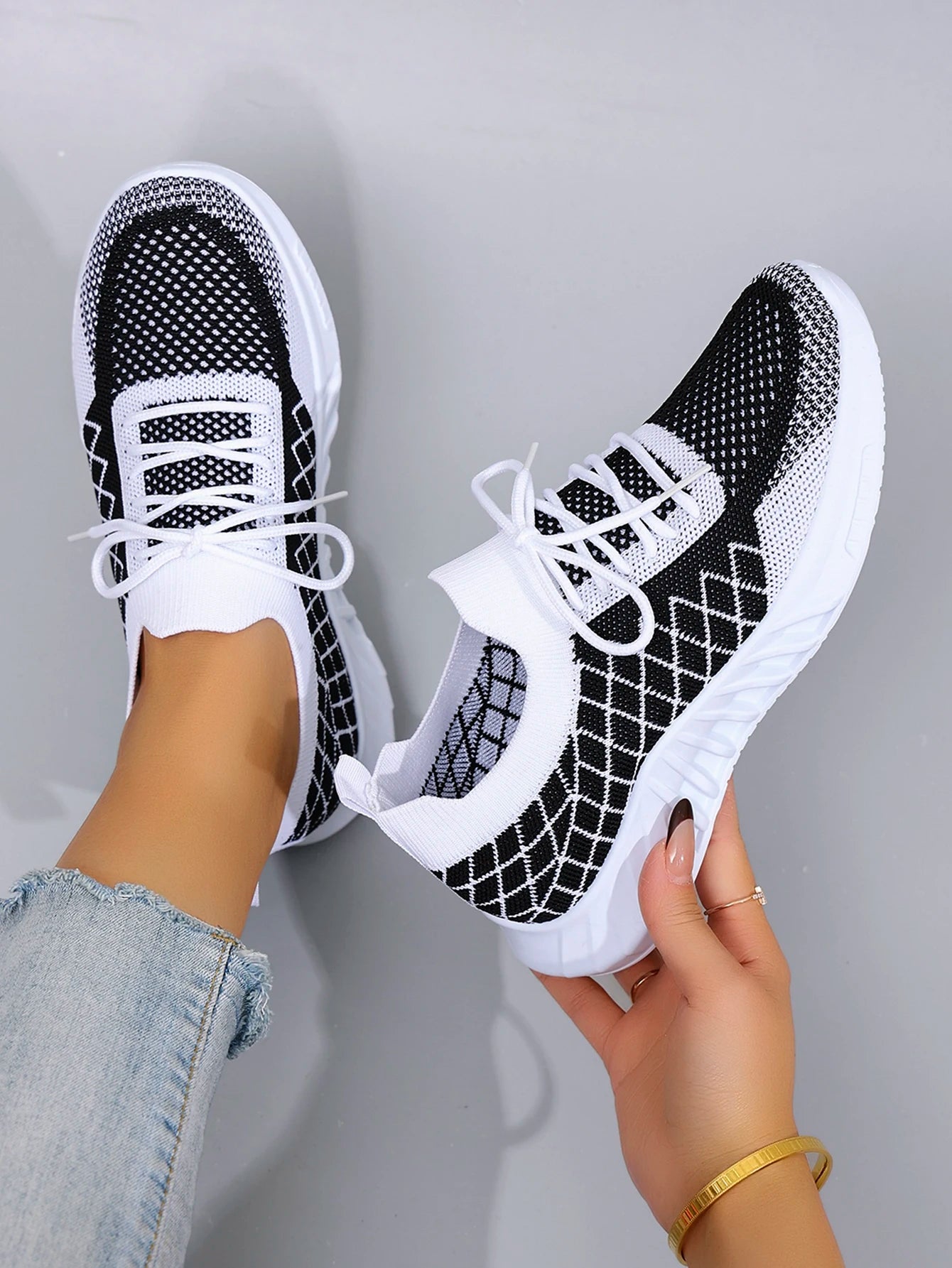 Women's Casual Sneakers™ Lace up Comfortable, Breathable, Lightweight, Wear Resistant Shoes