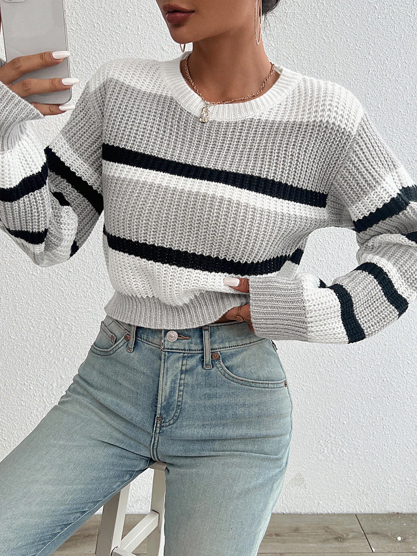 Women's loose drop shoulder round neck sweater™ color knitted long sleeve sweater