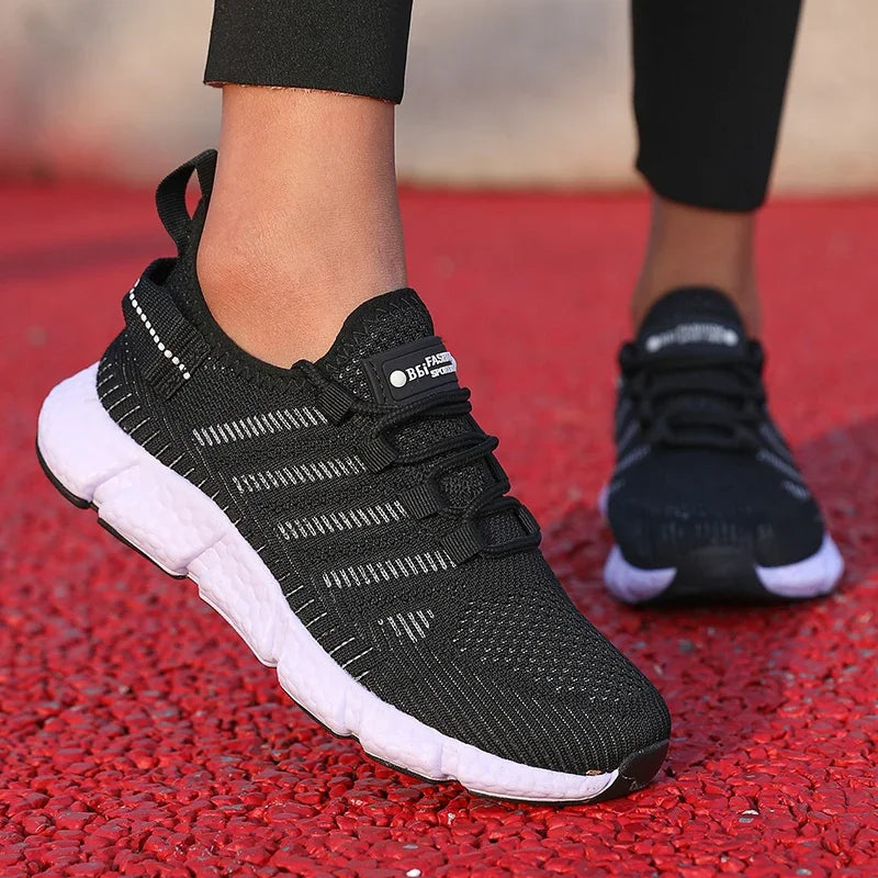 Women's Breathable Mesh Fabric Sneakers™ Lightweight Casual Versatile Flat Shoes